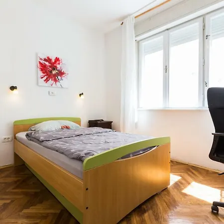 Zdt Apartamento