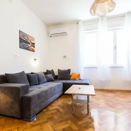Zdt Apartamento